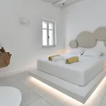 Paros Full Moon Вилла Kostos